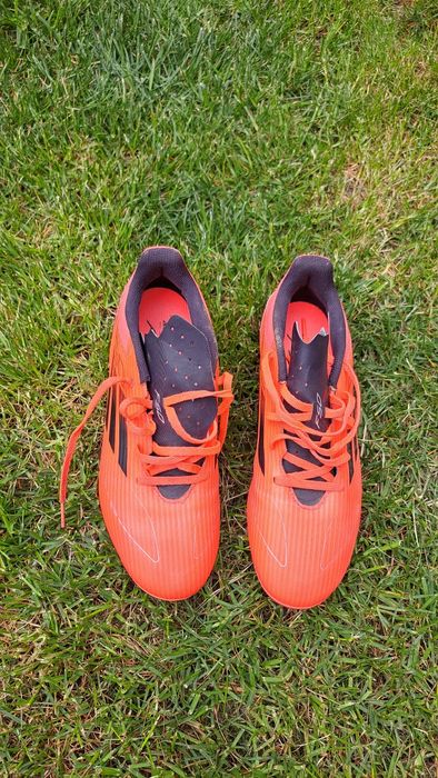 Ghete fotbal Adidas f50