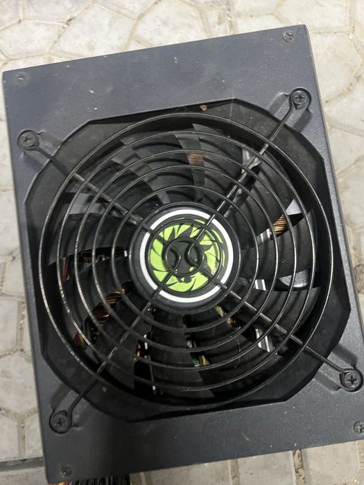 Блок питания Gamemax 1650w