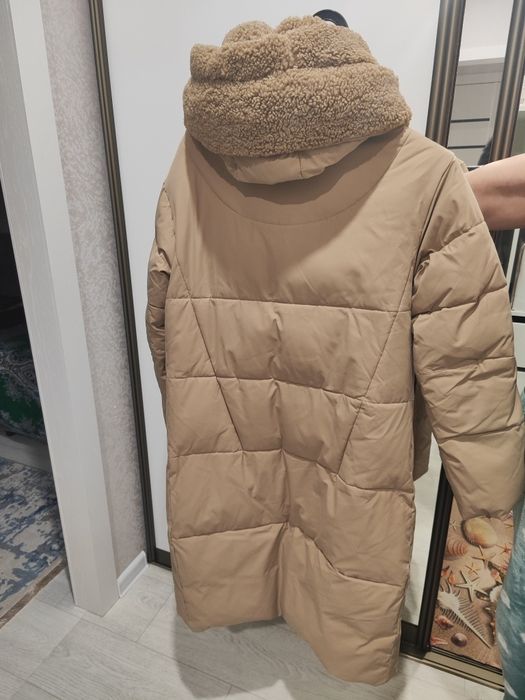 Продаю длинный пуховик
