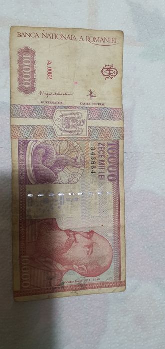 Bani vechi de vânzare