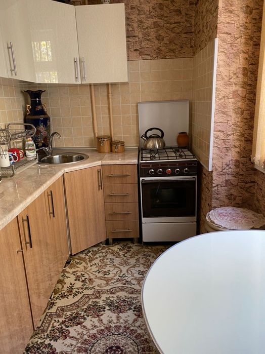 Срочно 1 хонали квартира сотилади