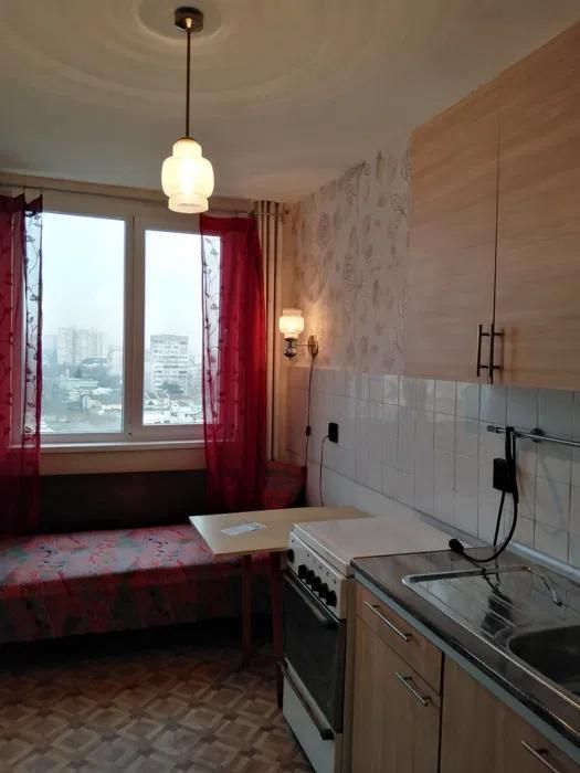 Дава се под наем Двустаен апартамент в Варна, Възраждане 1 - 55 кв.м за 250 € - Снимка #2