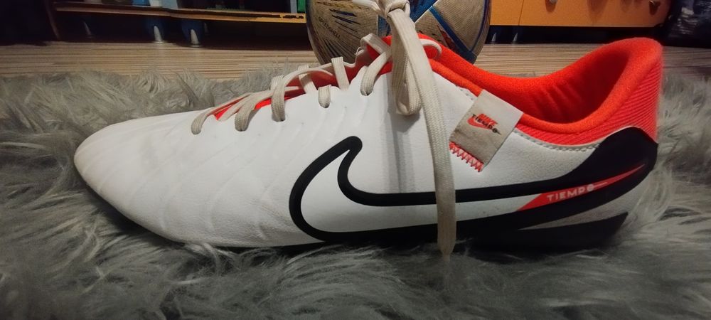 Футболни бутонки в изключително добро състояние