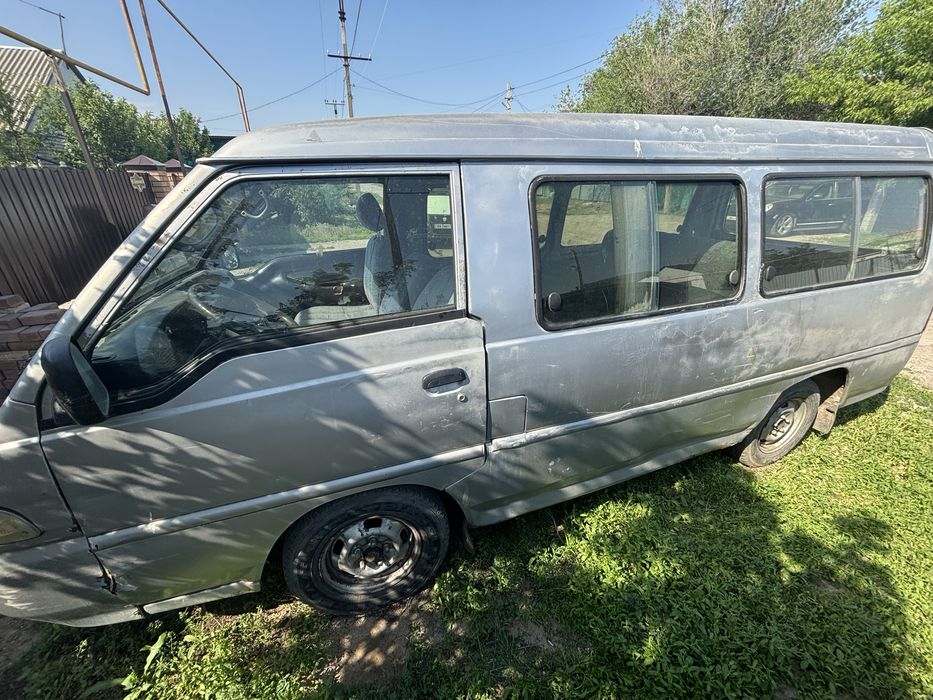 Hyundai H100 минивен