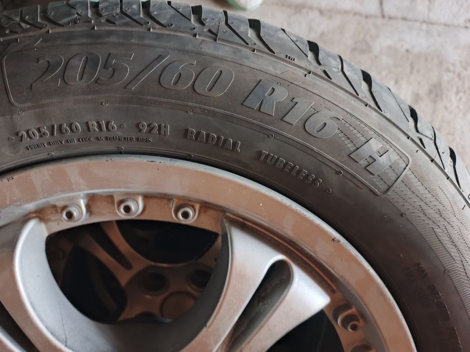 Продам диски с резиной