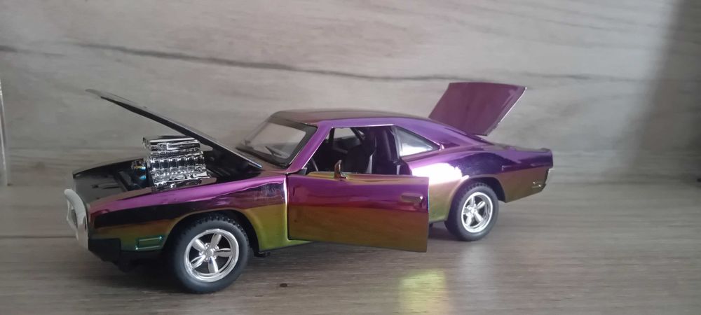 Mercedes, BMW, Dodge Charger, Porsche 1:24 , 1:32 Bburago, Mini Auto, KLT