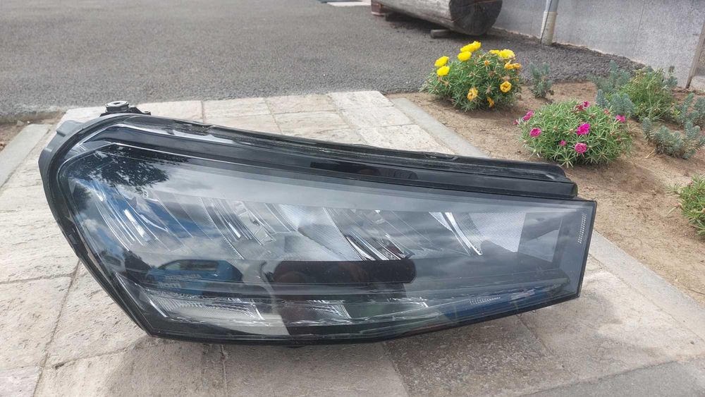 Far dreapta full led skoda fabia 4 din 2022 / cod 6VB 941 016