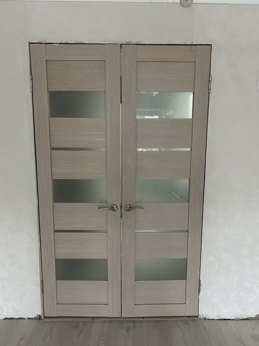 Продам двери межкомнатные