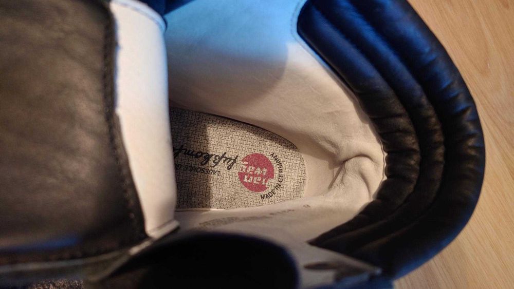 Bocanci tehnici Hanwag Cima, mărimea 42, compatibile cu colțari, cusături duble, vibram