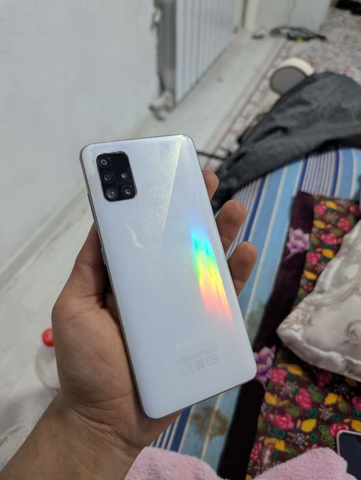Samsung a51 4/64