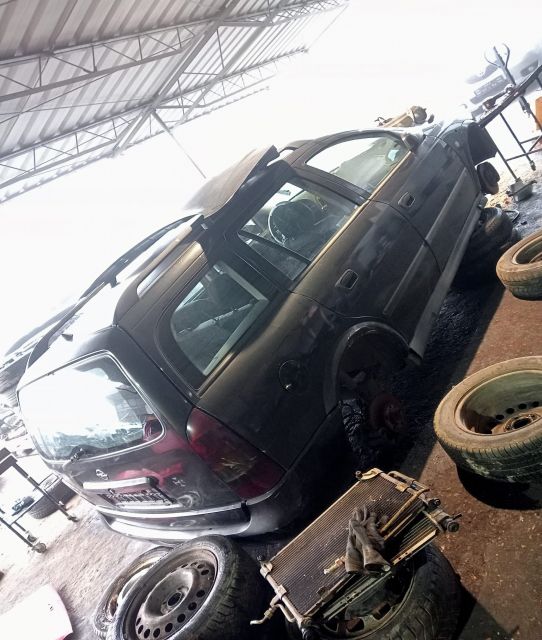 Hayon / Haion cu luneta Opel Astra G