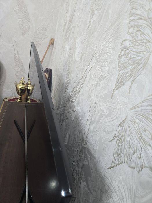 Телевизор жидкокристалический
