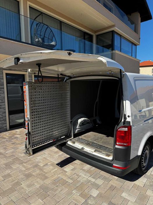 Инвалидна - Товарна рампа за бус