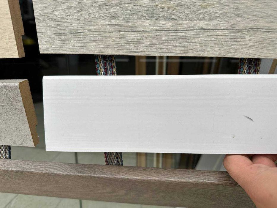 плинтус из МДФ по 17 000сум за метр