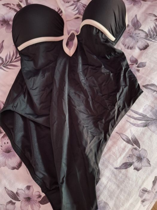 Дамски бански нов