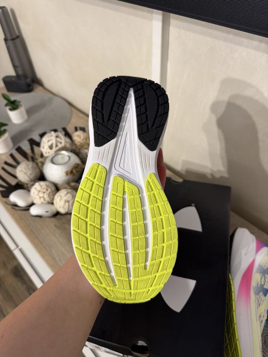 Маратонки Under Armour Velociti Pace