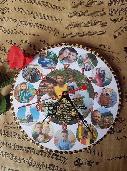 Часовници с колаж на ваши стимки и надпис по желание