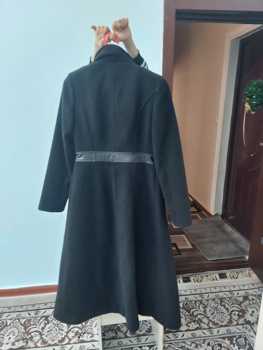 Пальто осенний .