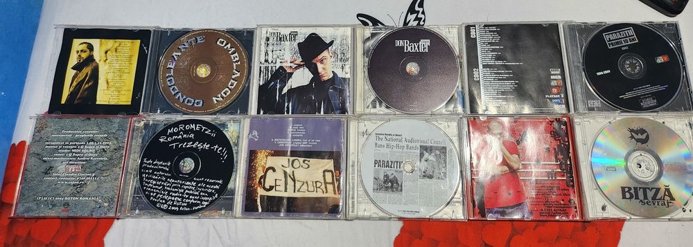 Vand cd uri in stare foarte buna