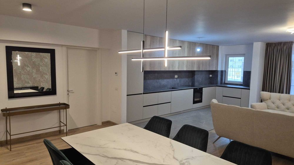 Apartament cu 3 camere complet mobilat si utilat In Tractorul