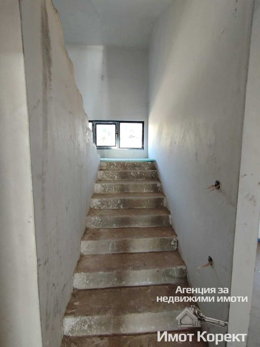 Продава се Къща в с. Червен, Област Пловдив - 426 кв.м за 468 €/кв.м - Снимка #16