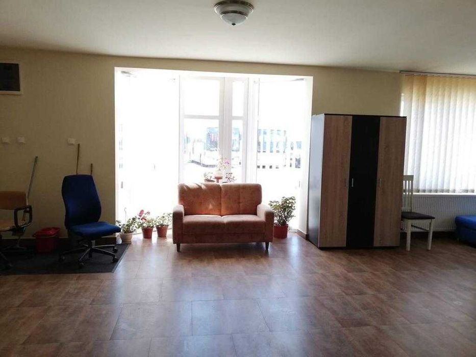 Casa de inchiriat pe centura Lugoj pentru locuinta sau showroom cu birouri