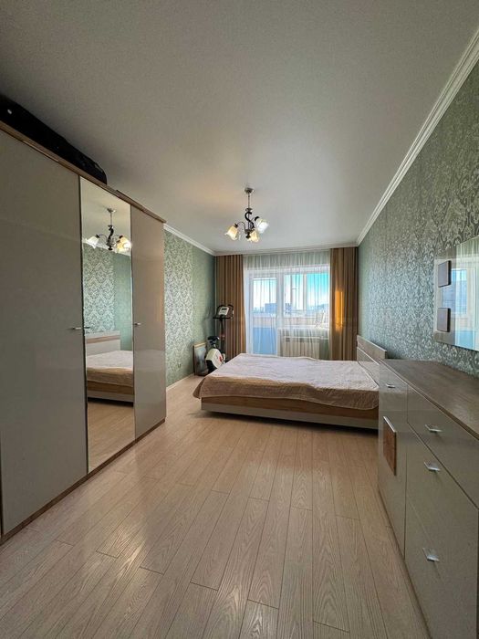 Продам 3 комнатную квартиру