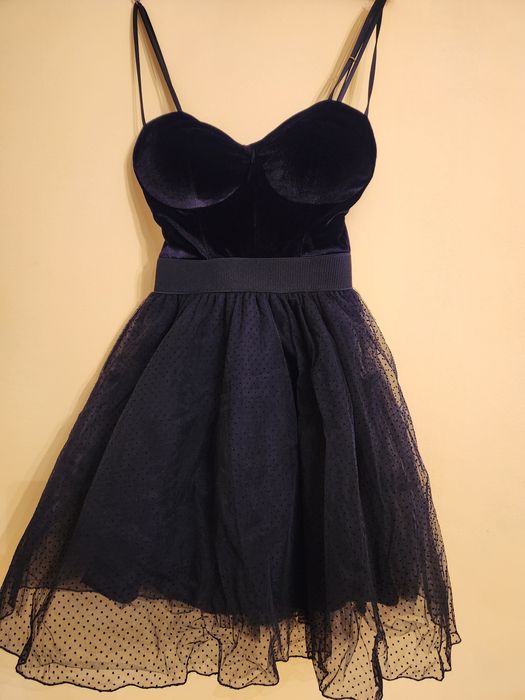 Vand rochie superba noua