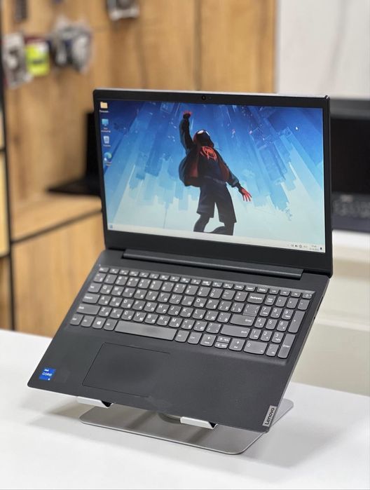 Lenovo IdeaPad | ОЗУ 12Gb | Core i5-8250U | SSD 256Gb