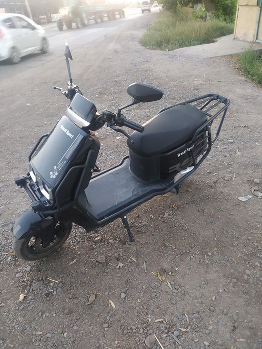 Скутер  сотилади янги куп минилмаган