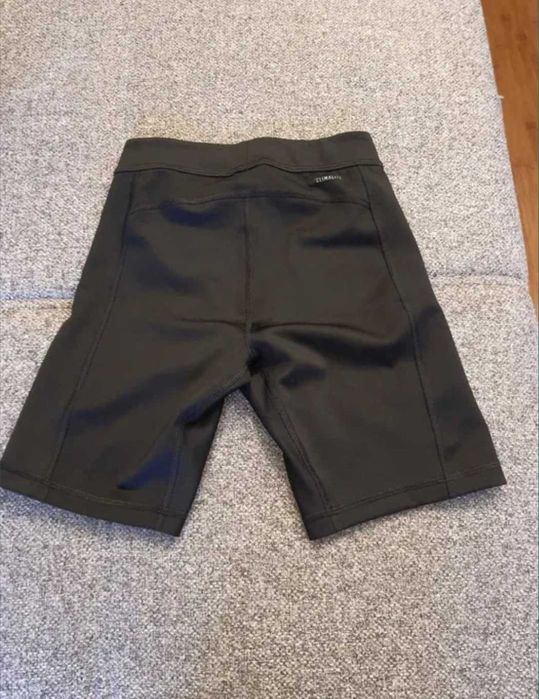 Reebok,  pantaloni scurți pt femei