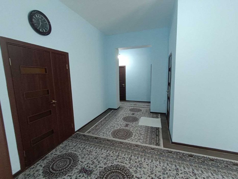 6 sotixli yangi kotej