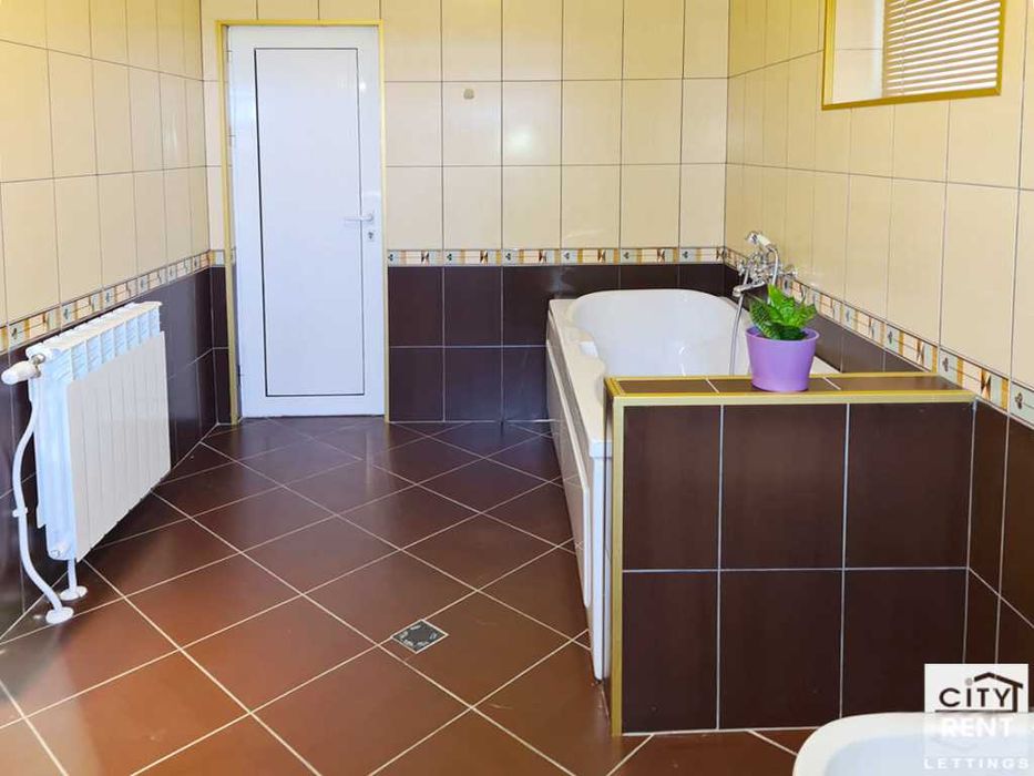 Дава се под наем Къща в с. Драгижево, Област Велико Търново - 150 кв.м за 847.62 € - Снимка #13