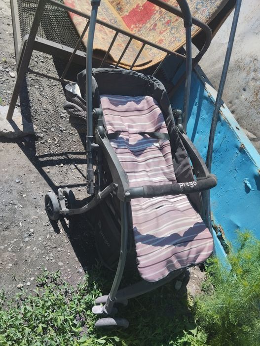 Отдам бесплатно коляску