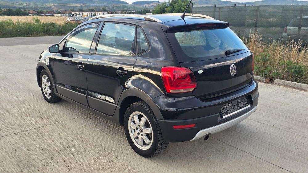 VOLKSWAGEN Polo 2012 — imagine 5