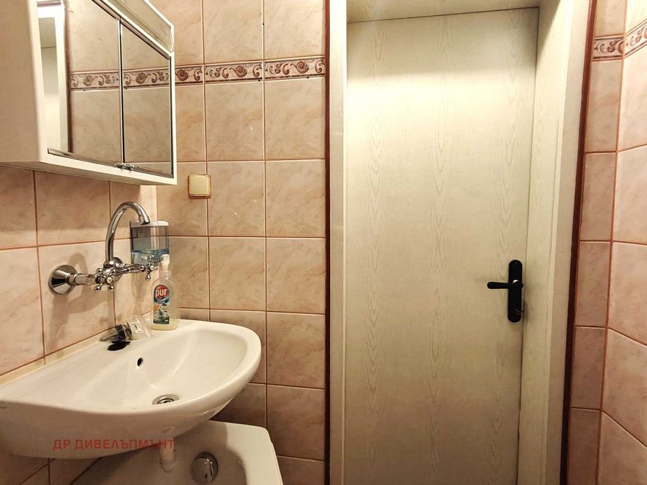 Продава се Двустаен апартамент в София, Лозенец - 71 кв.м за 4505 €/кв.м - Снимка #9