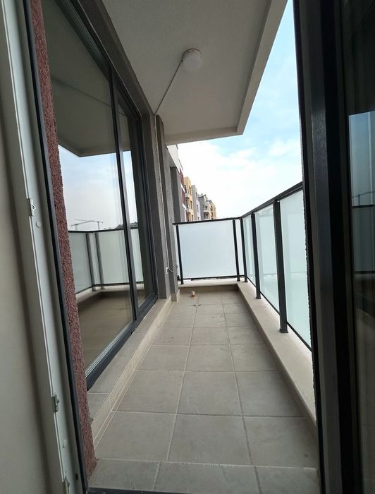 Отдавам под наем двустаен апартамент в ж.к. Връбница 2.