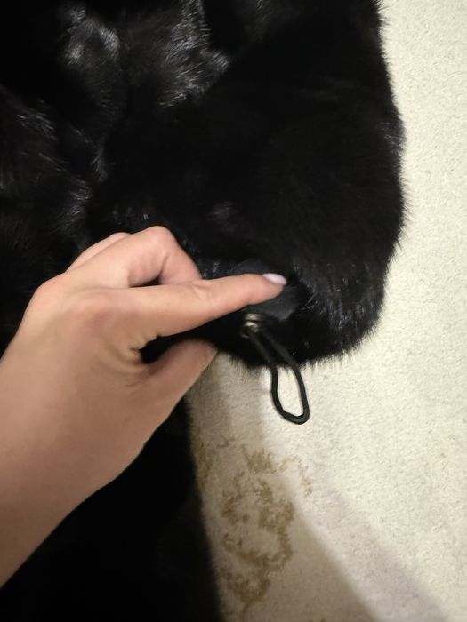 Продам норковую шубу