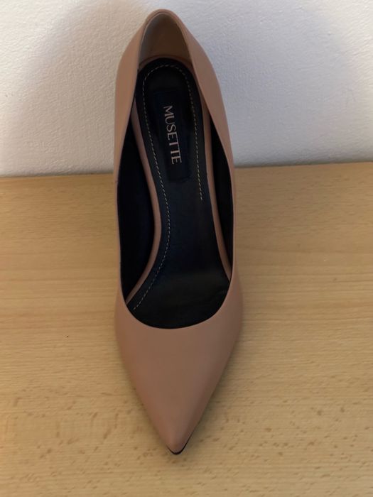 Pantofi din piele