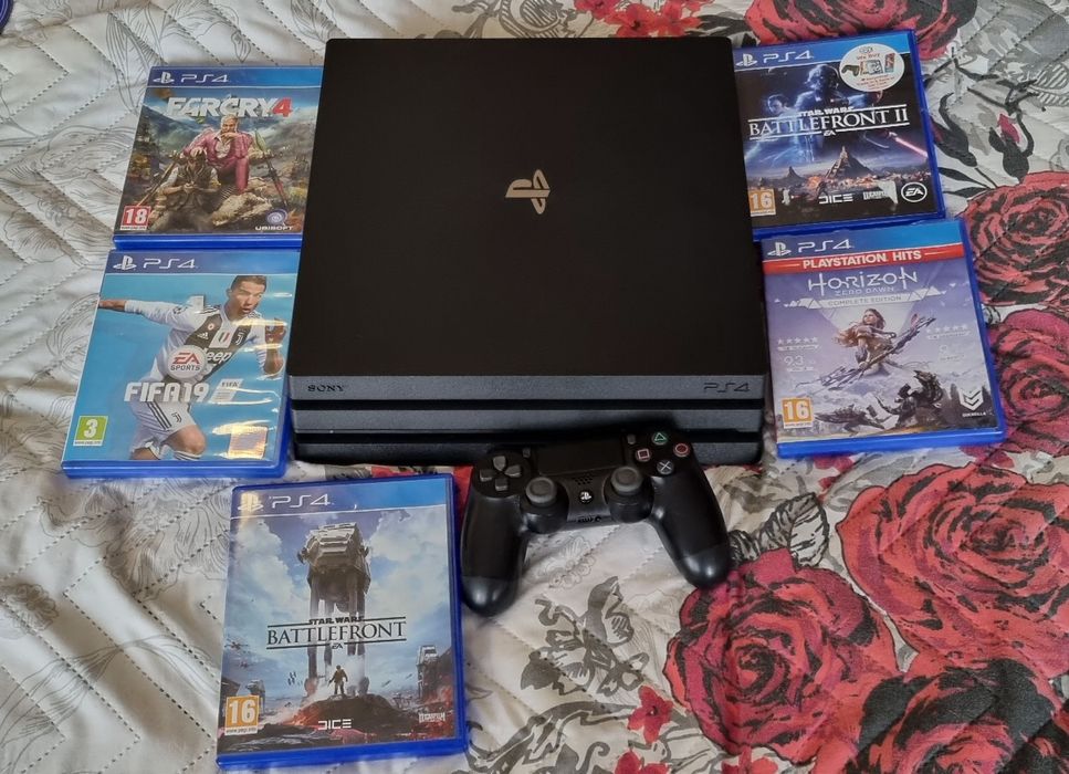 Playstation 4  pro перфектно състояние