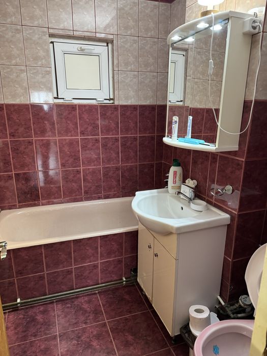 Inchiriez apartament Popa Sapca