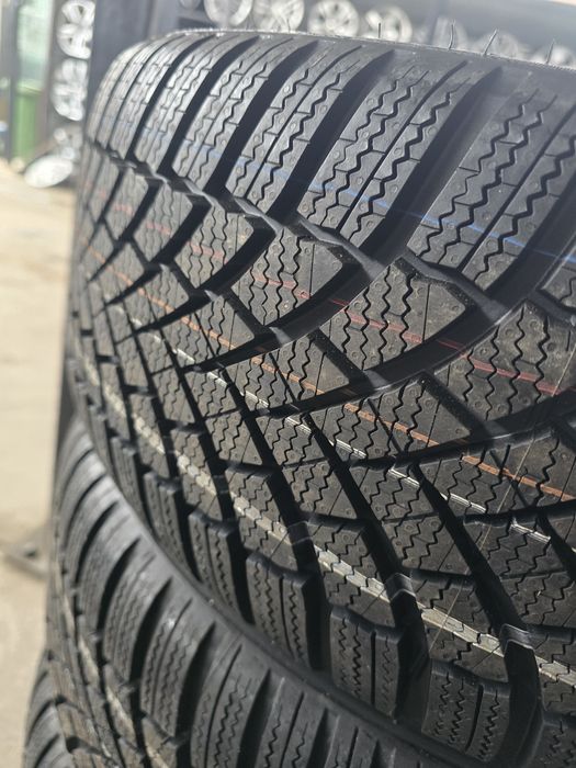 4 Броя НОВИ 225/40/18 Bridgestone 25dot
