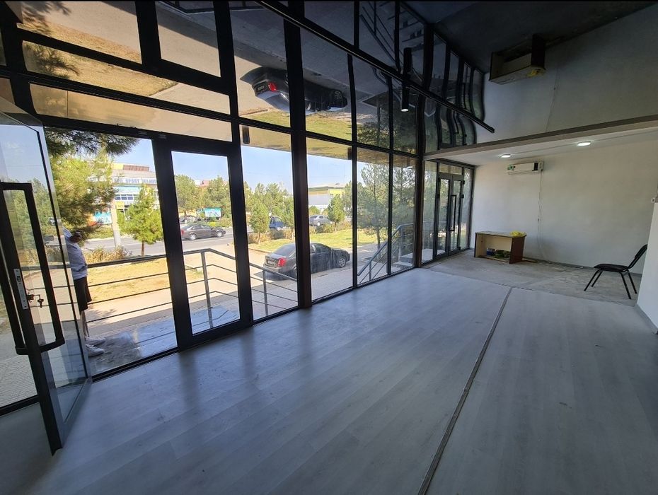 Alohida turgan bino 3 qavat 350м2 ijaraga beriladi
N