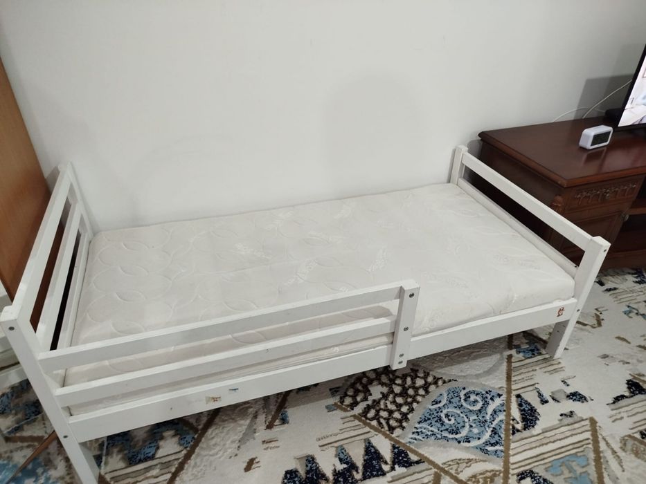 Продам детскую кровать