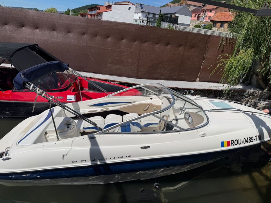 Barca Bayliner Capri 602 1.7 diesel