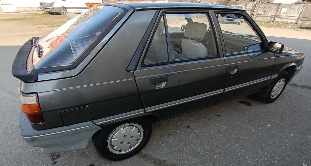 RENAULT 11 1989 — imagine 3