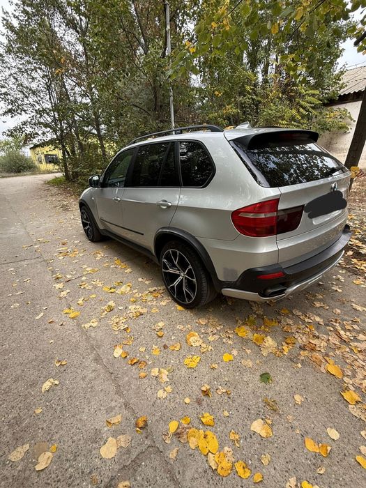 Dezmembrari/piese bmw x5 /E70 3.0 dieseldin anul 2010 M57N2