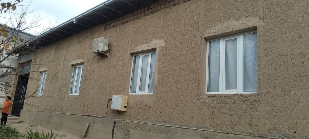 UY sotiladi narxi 600mln 6 sotik yer va 5 sotik boğ