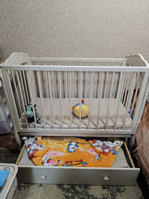 Продам детский манеж