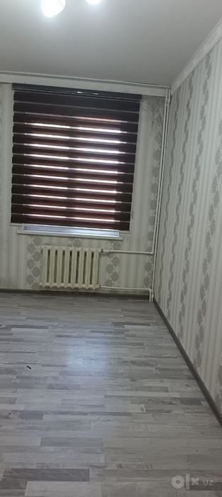Продаётся 2 комнатная Массив Феруза
